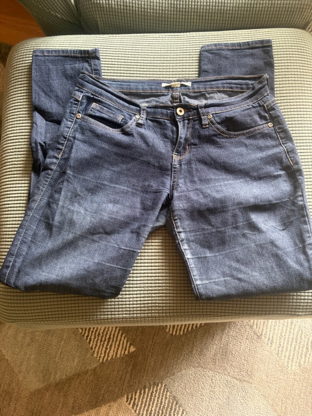 Forever 21 Dark Blue Straight-Leg Women's Jeans